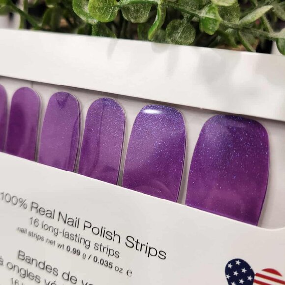 Retired Color Street nail set - Picture 6 of 6